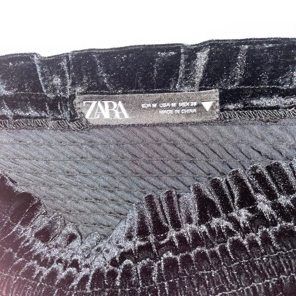 π Bundle Deal: 4 for $20! π Zara flirty velvet skirt M - Picture 4 of 10